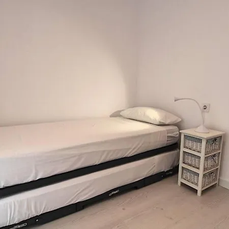 Sleep & Stay -Brand New Apt Up To 5 Guests W/Airco شقة