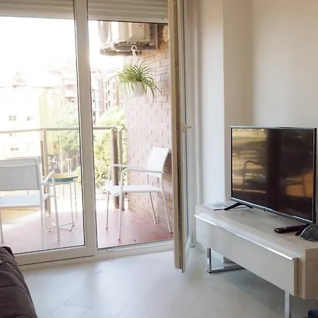 Sleep & Stay -Brand New Apt Up To 5 Guests W/Airco Apartment
