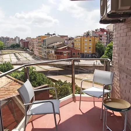 Sleep & Stay -Brand New Apt Up To 5 Guests W/Airco Apartment
